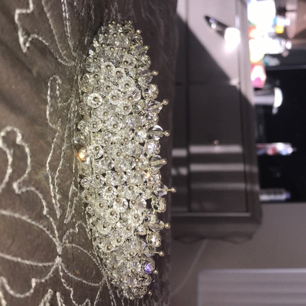 Diamond crown